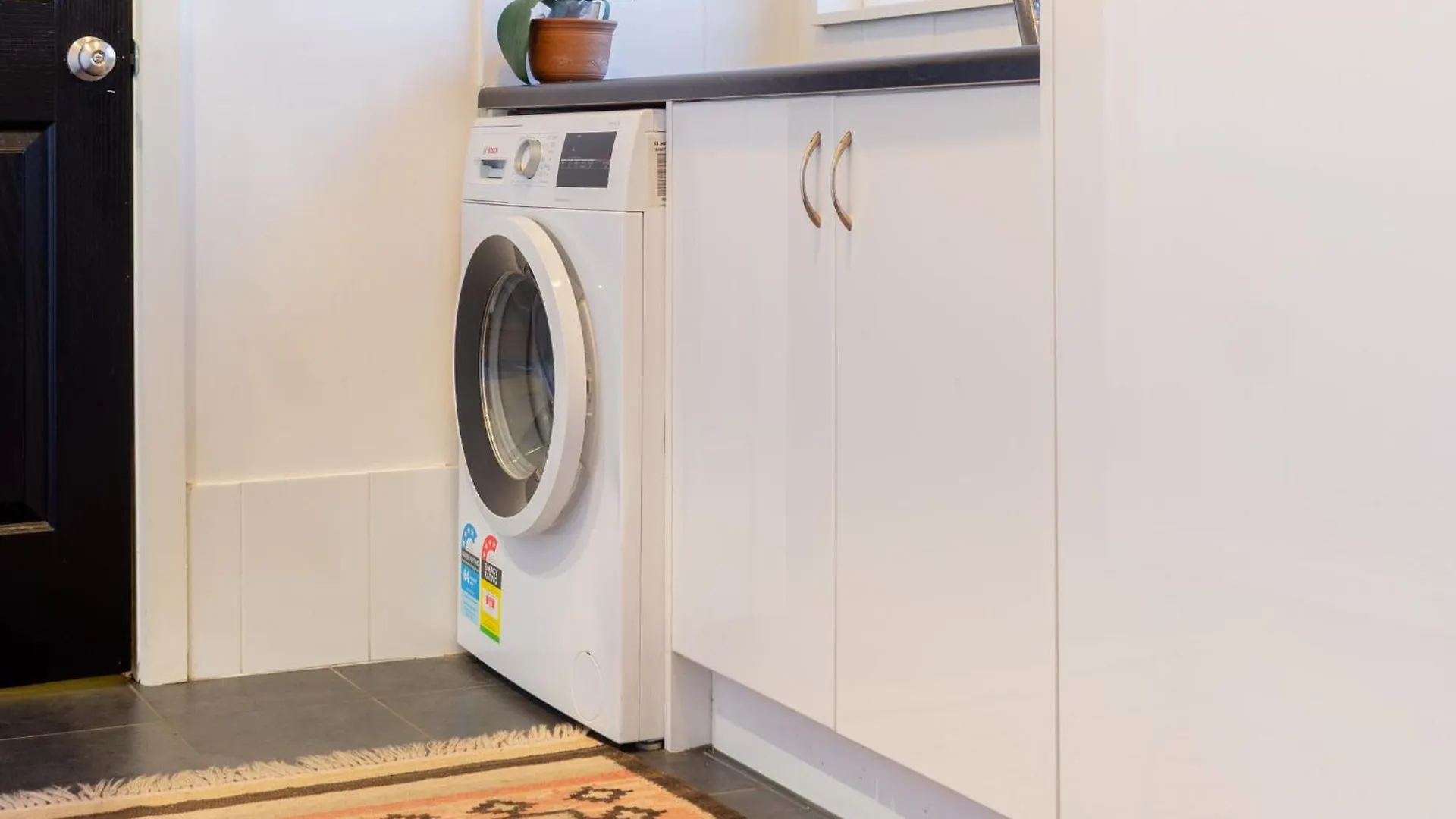 Adelaide Cbd Cozy Stay At Secluded Botanic Cottage With Free Parking 0*,  Australië